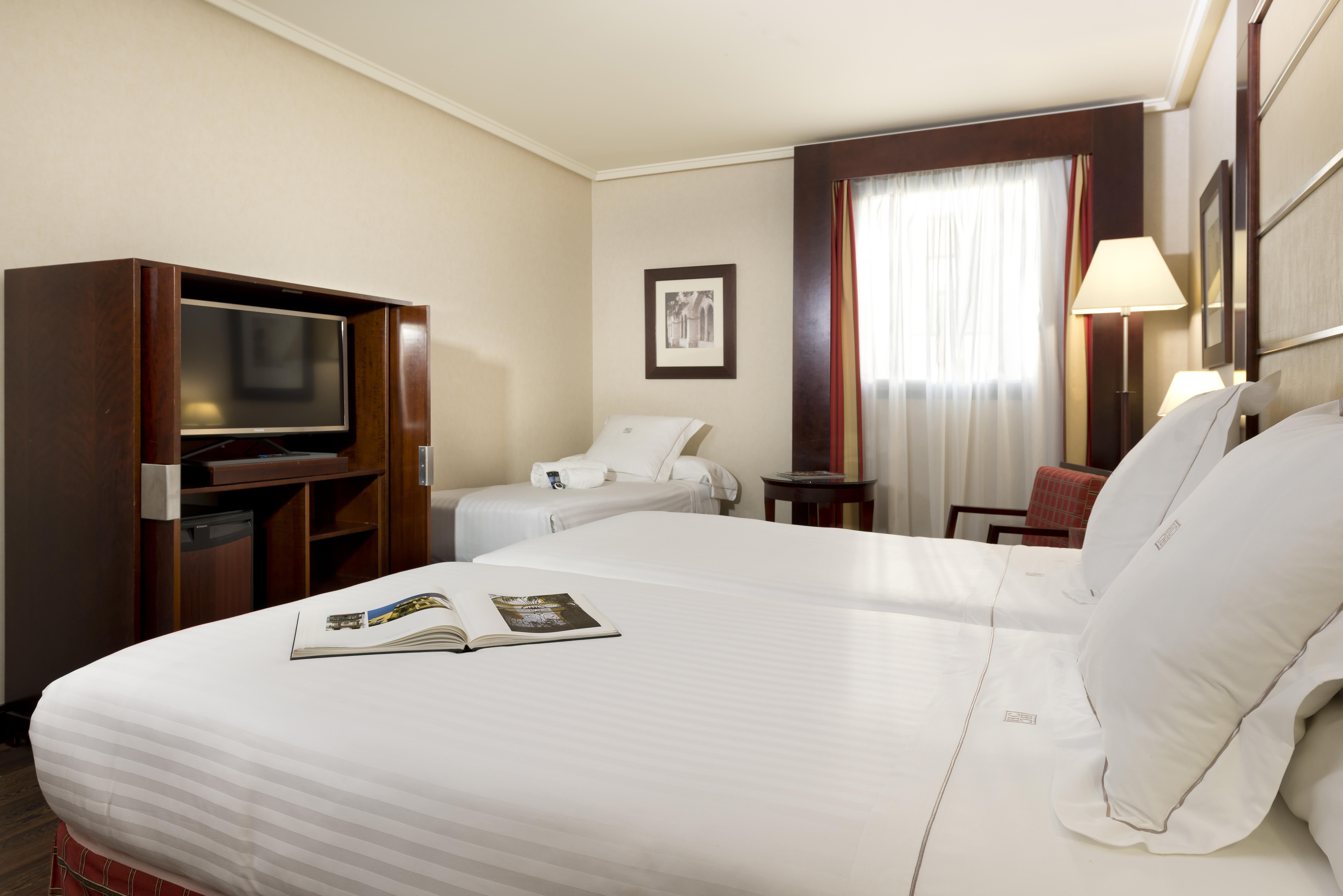 Hotel Sevilla Center מראה חיצוני תמונה